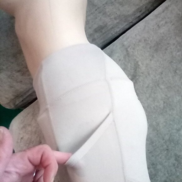 Gym shark leggings - Picture 4 of 9